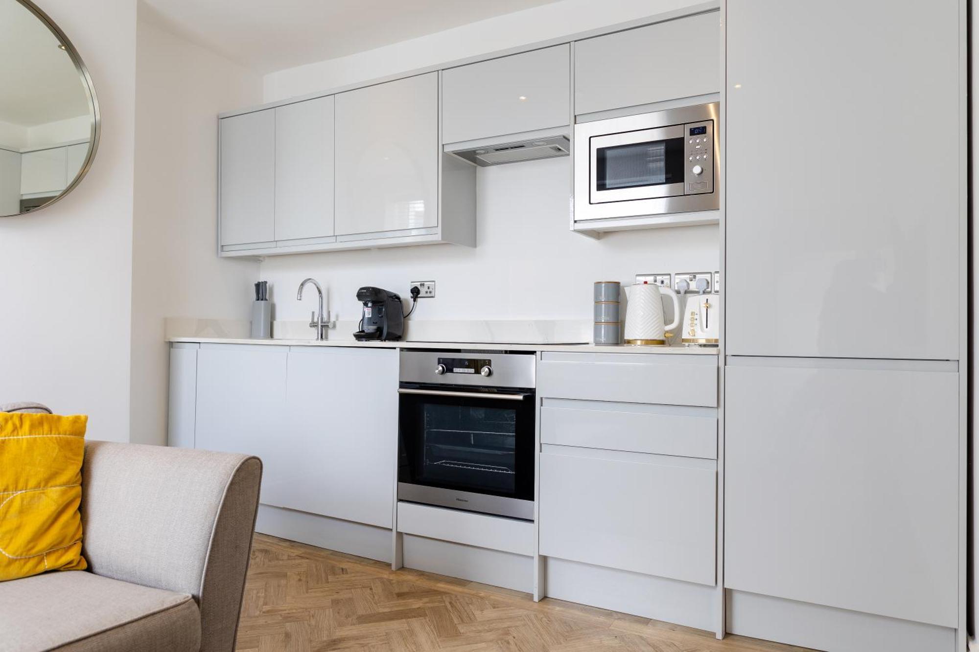 Boutique City Centre Apartments Кардіфф Екстер'єр фото