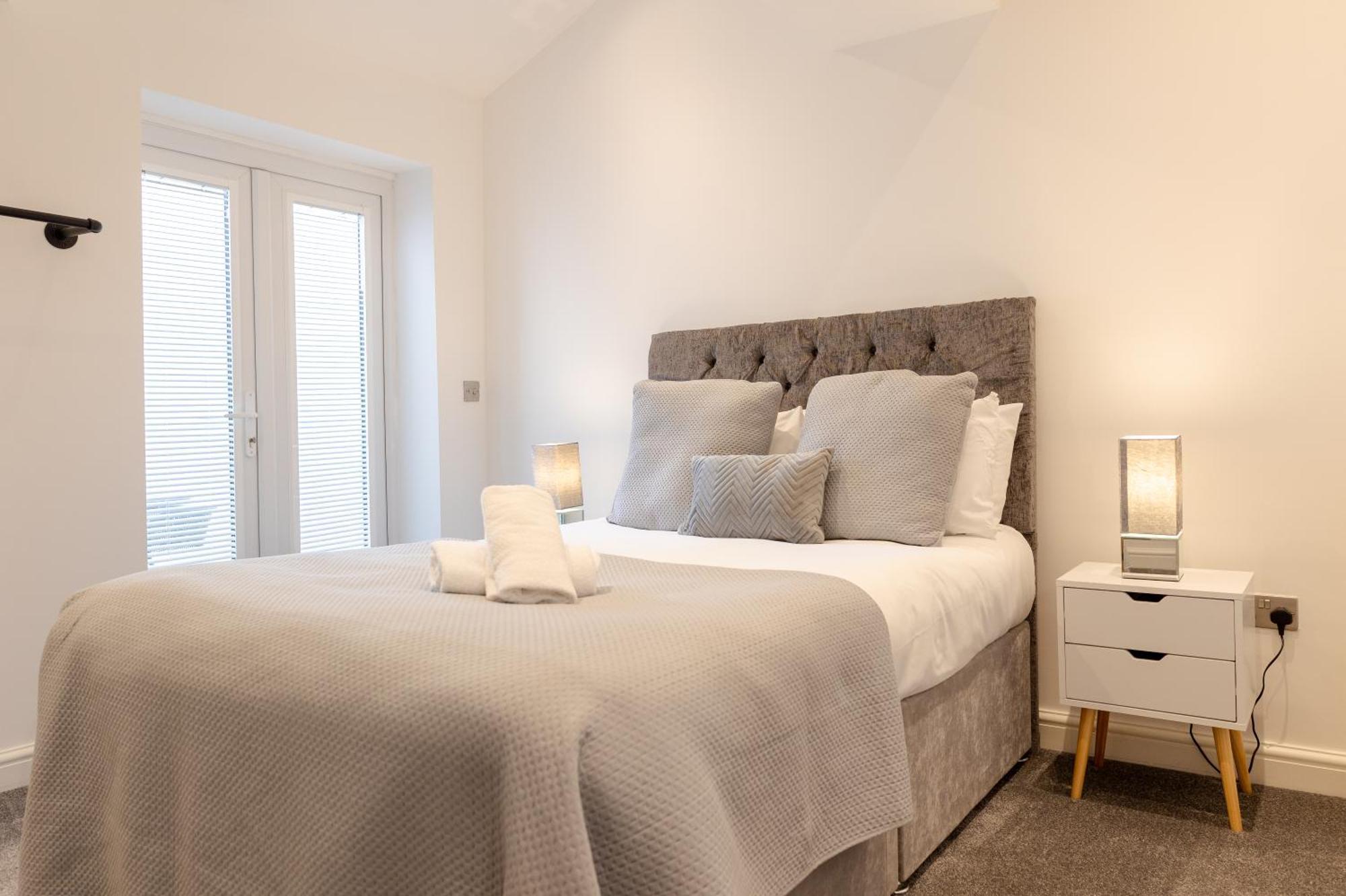 Boutique City Centre Apartments Кардіфф Екстер'єр фото